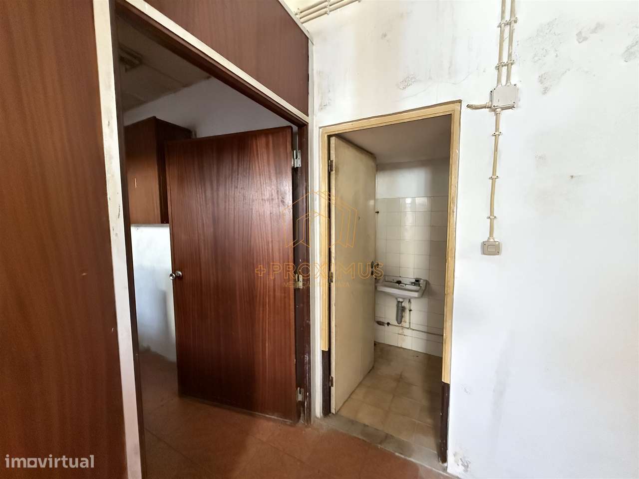 Prédio no centro da cidade - Figueira da Foz-7