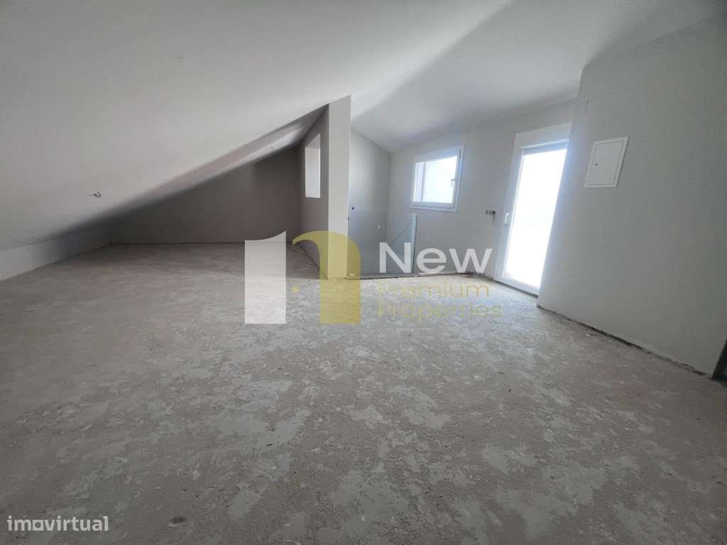 Moradia Nova T3+1 com Piscina em Alcochete.-21