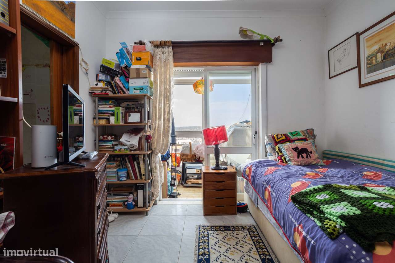 Apartamento T2 com Vista Mar e Conforto Familiar em Lagos!-8