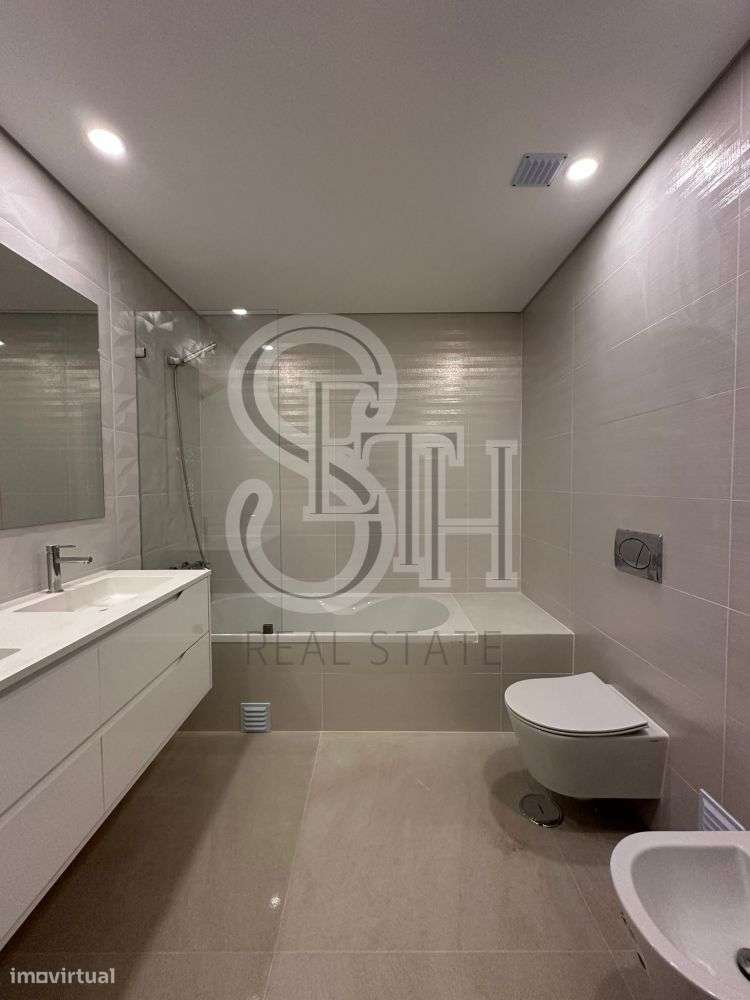 MORADIA V3+1 CENTRO DA CIDADE-20