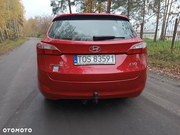 Hyundai I30 blue 1.6 CRDi Trend - 19