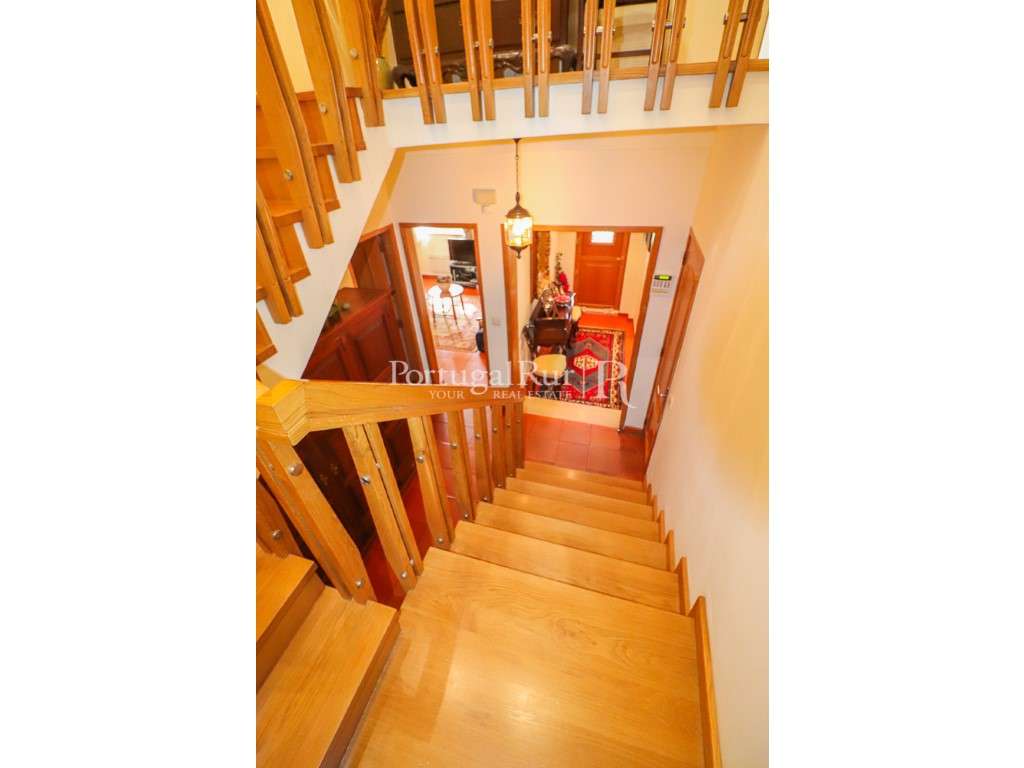 Quintinha com várias habitações em Vila Franca de Xira-37