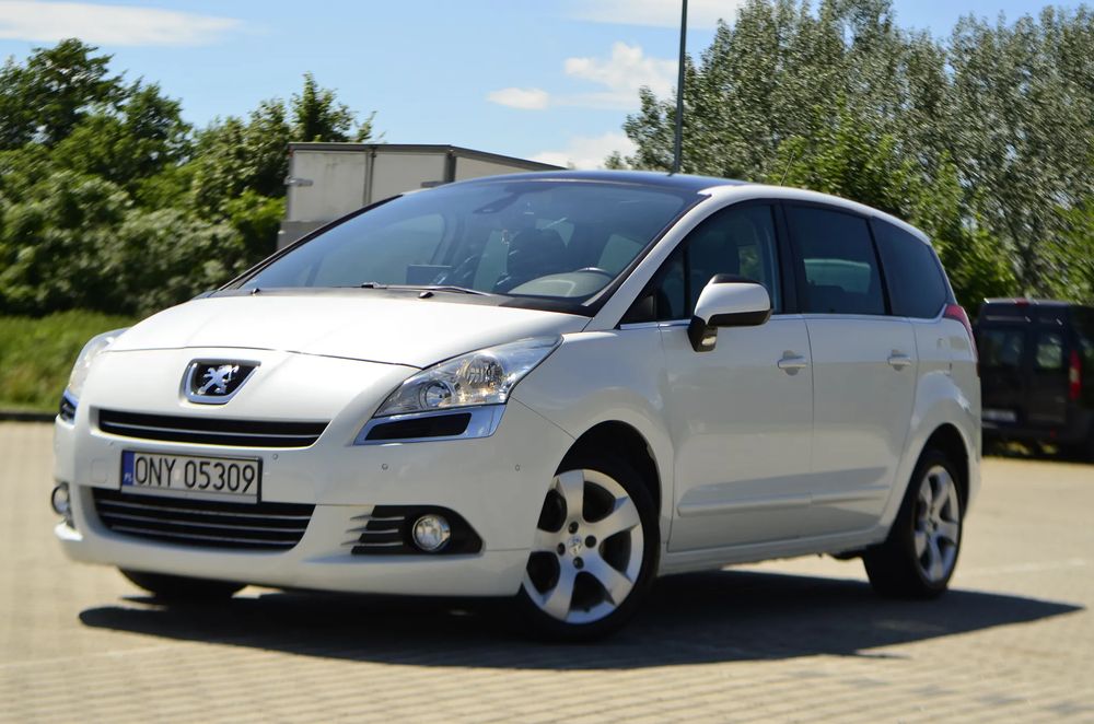 Peugeot 5008 I (2009-2017) HDI FAP 150 Allure 2011