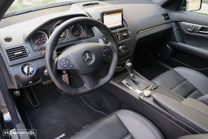 Mercedes-Benz C 63 AMG Standard - 10