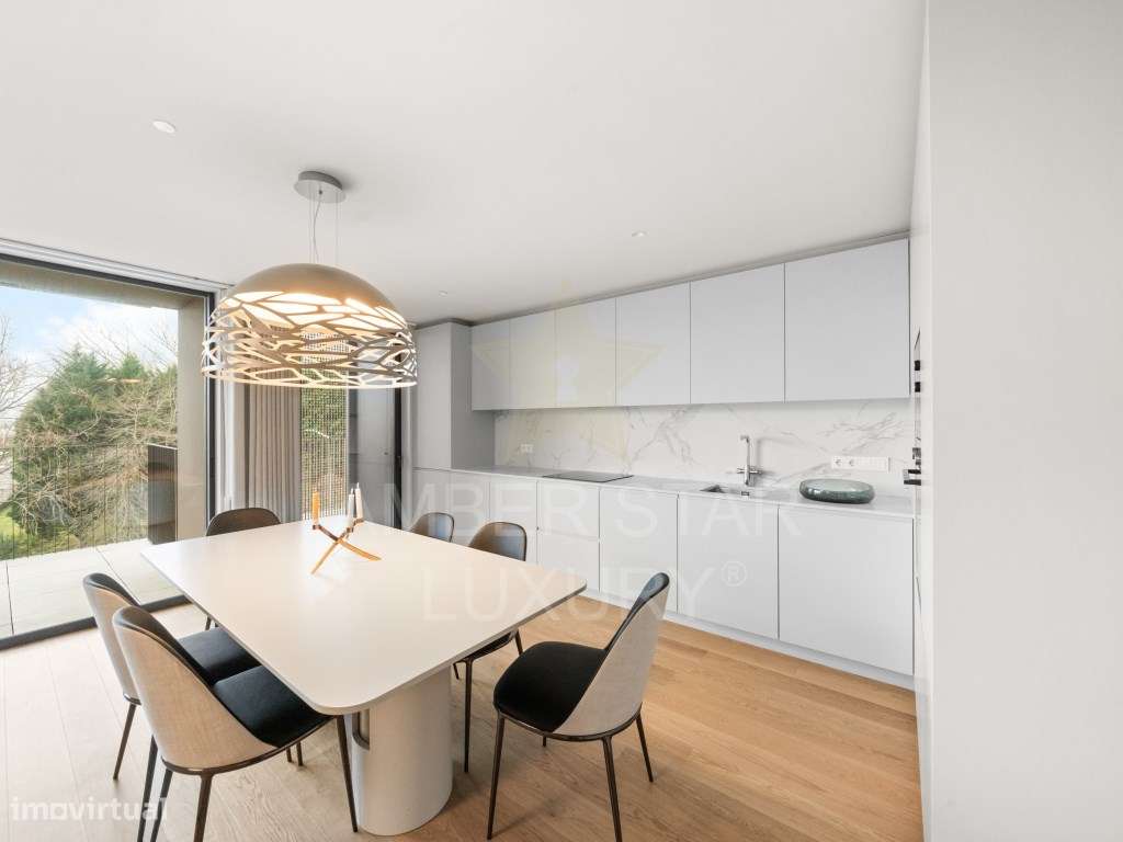 Apartamento T4 em Condomínio Fechado - Grande imagem: 3/28