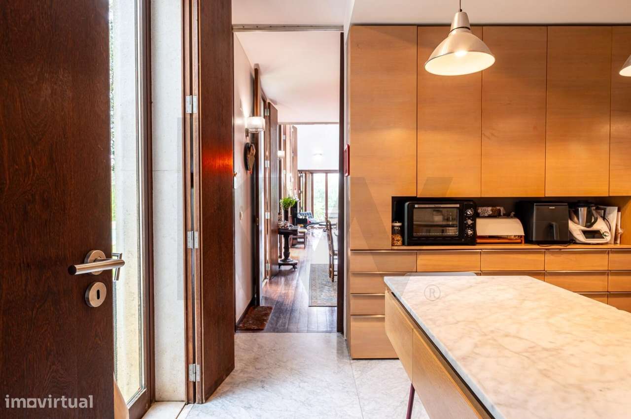 Fantástica Moradia localizada na tranquila zona da Várzea de Sintra.-19