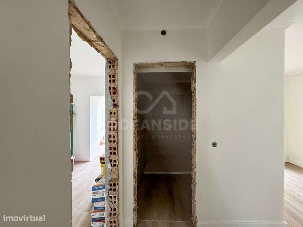 Apartamento T2 no centro de Almada - Grande imagem: 2/18