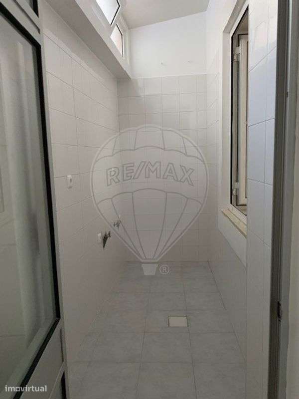 Apartamento T2 para arrendamento - Grande imagem: 2/13