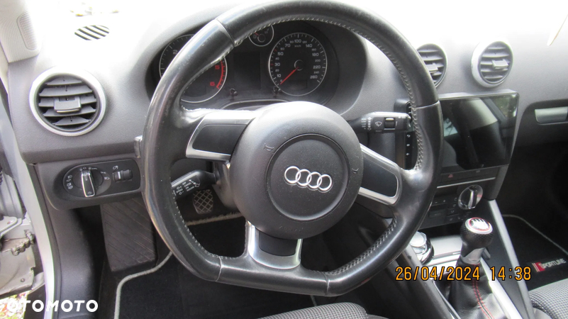 Audi A3 2.0 TDI Sportback DPF quattro Ambition - 13