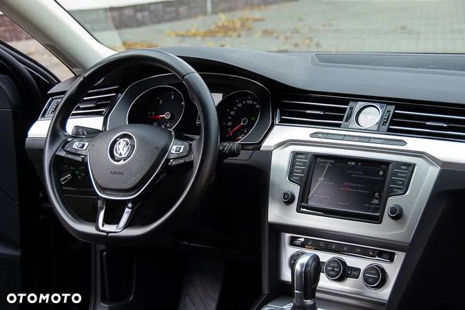 Volkswagen Passat Variant 1.6 TDI SCR DSG Business - 20