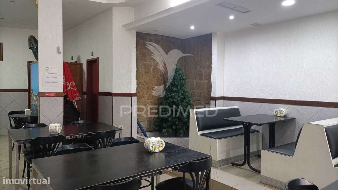 Cafetaria para trespasse no centro de S. Mamede do Coronado - Grande imagem: 4/20