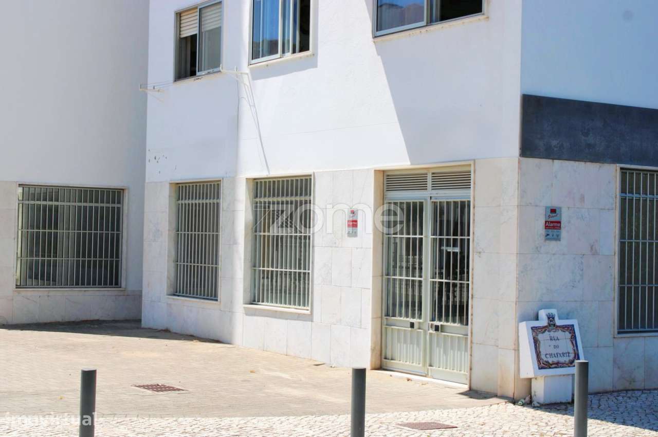 Imóvel comercial em Oeiras - Grande imagem: 4/14