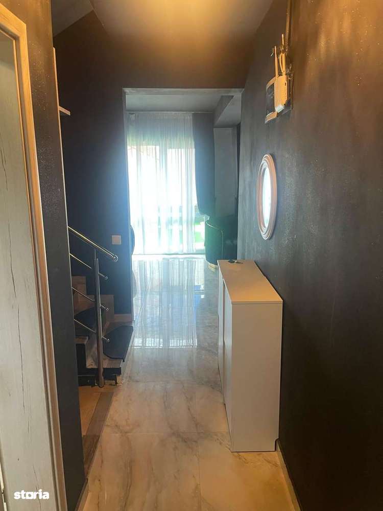 Casa modernă cu 4 camere și mansardă - Imagine principală: 4/8