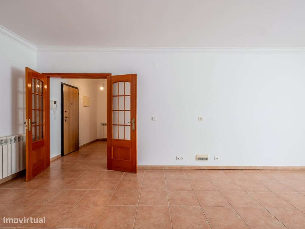 Apartamento T2 com terraço de uso exclusivo-6