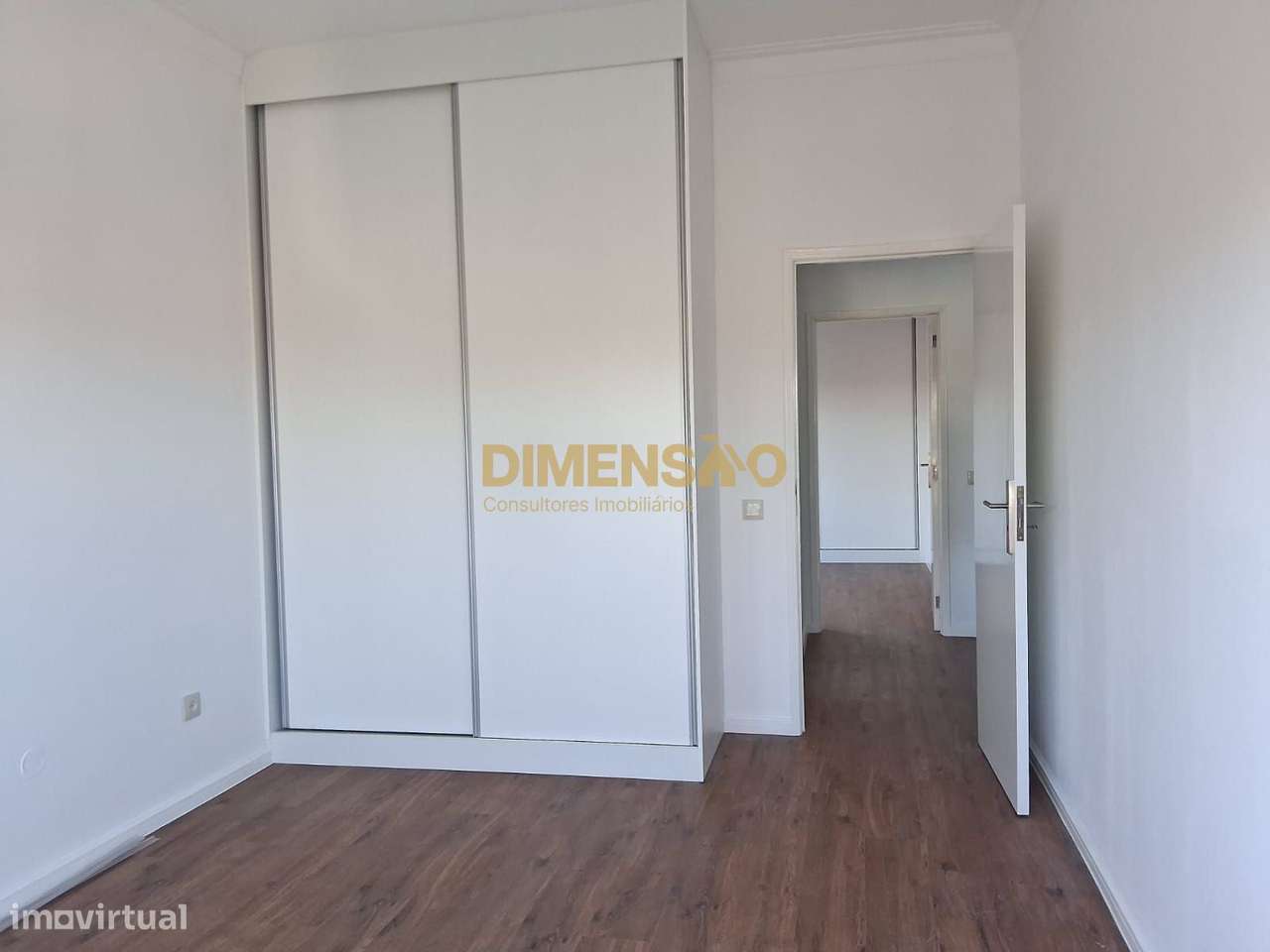 T3 em Águas Santas  Totalmente Remodelado com Garagem DCI159-8