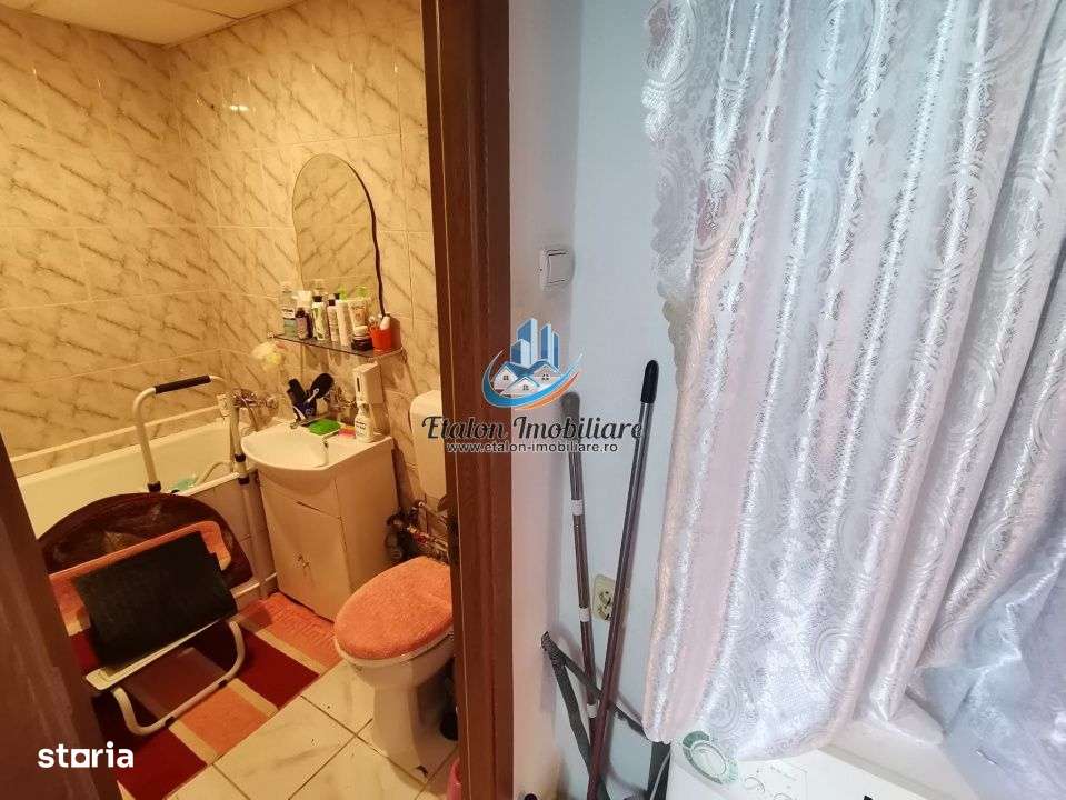 Apartament 2 camere ULTRACENTRAL etaj 2 Piatra Neamt - Imagine principală: 5/7