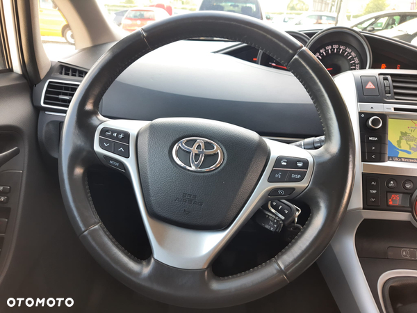 Toyota Verso 1.6 D-4D Premium 7os - 18