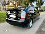 Toyota Prius 1.8 HSD Premium - 7