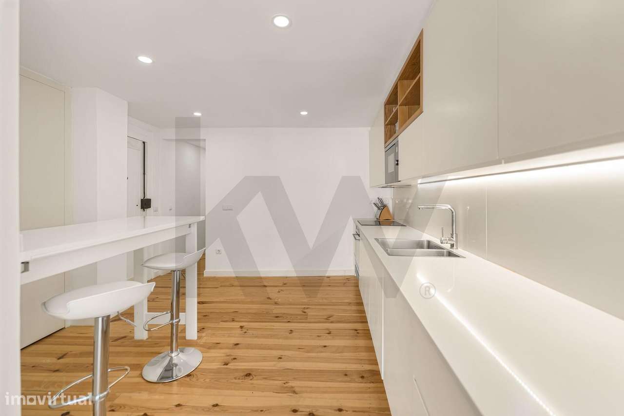 T3 Transformado em T2 de Luxo | Entre a Avenida da Liberdade e o Prínc - Grande imagem: 4/33