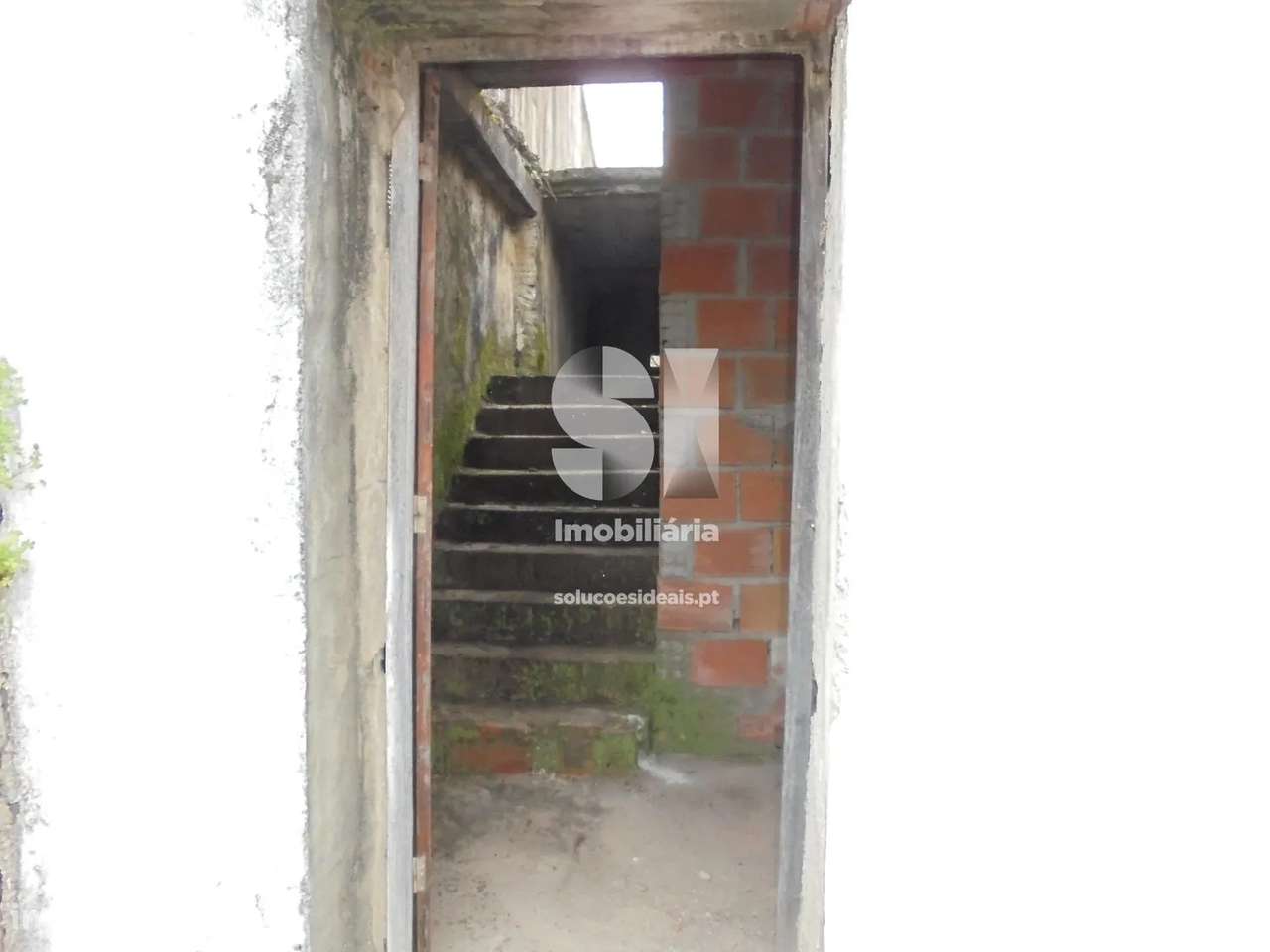 Moradia para Restaurar T2 - Grande imagem: 4/49