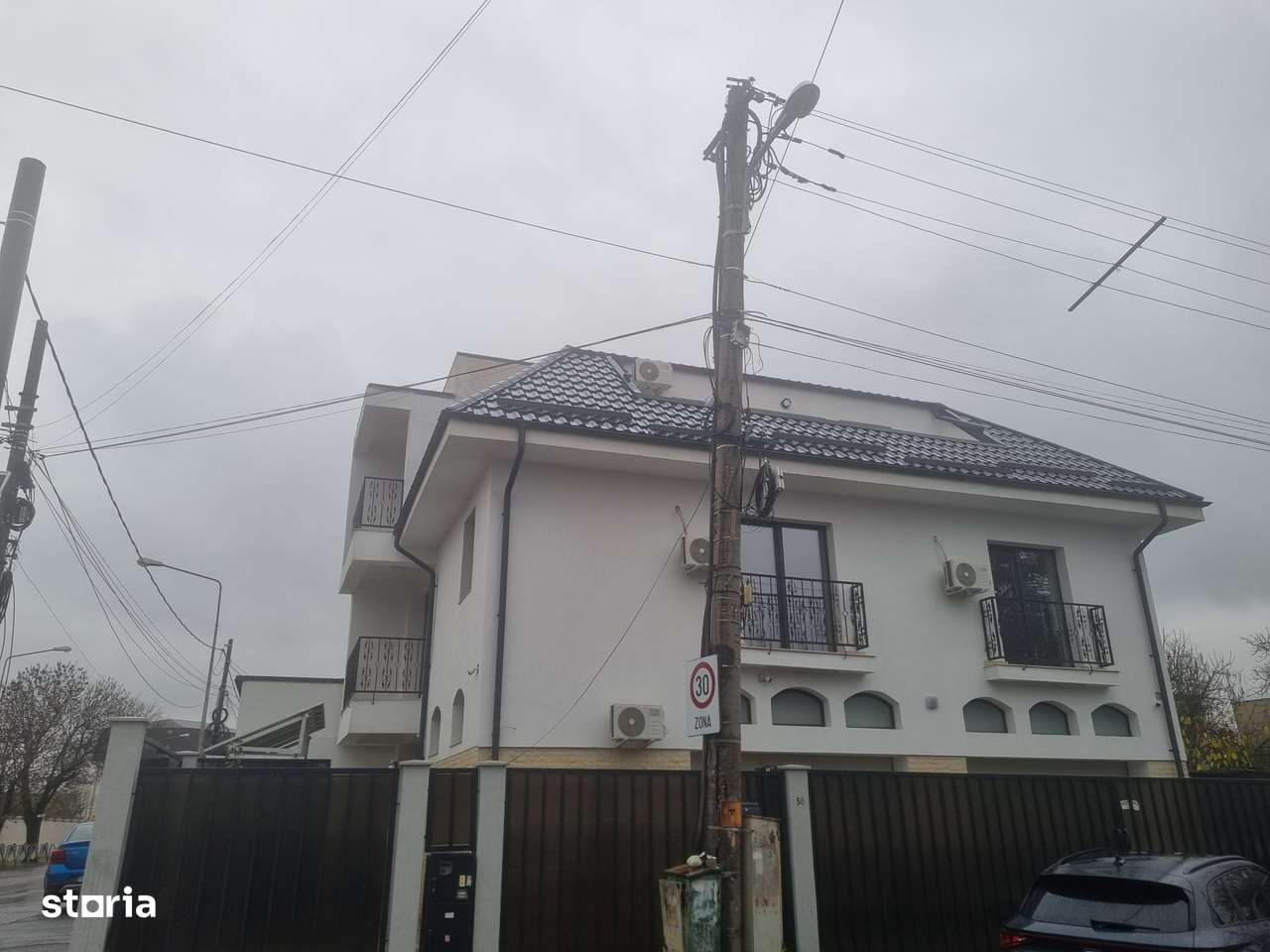 Casă  Etaj+Mansardă  pozitie stradala ideal birouri sau cabinet - Imagine principală: 2/15