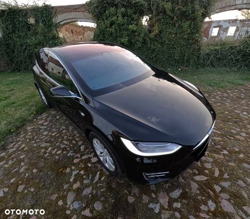 Tesla Model X Long Range Plus - 16