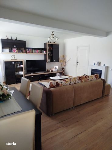 Duplex 4 camere 108 mp utili si teren liber 110 mp 2 parcari in zona T-1