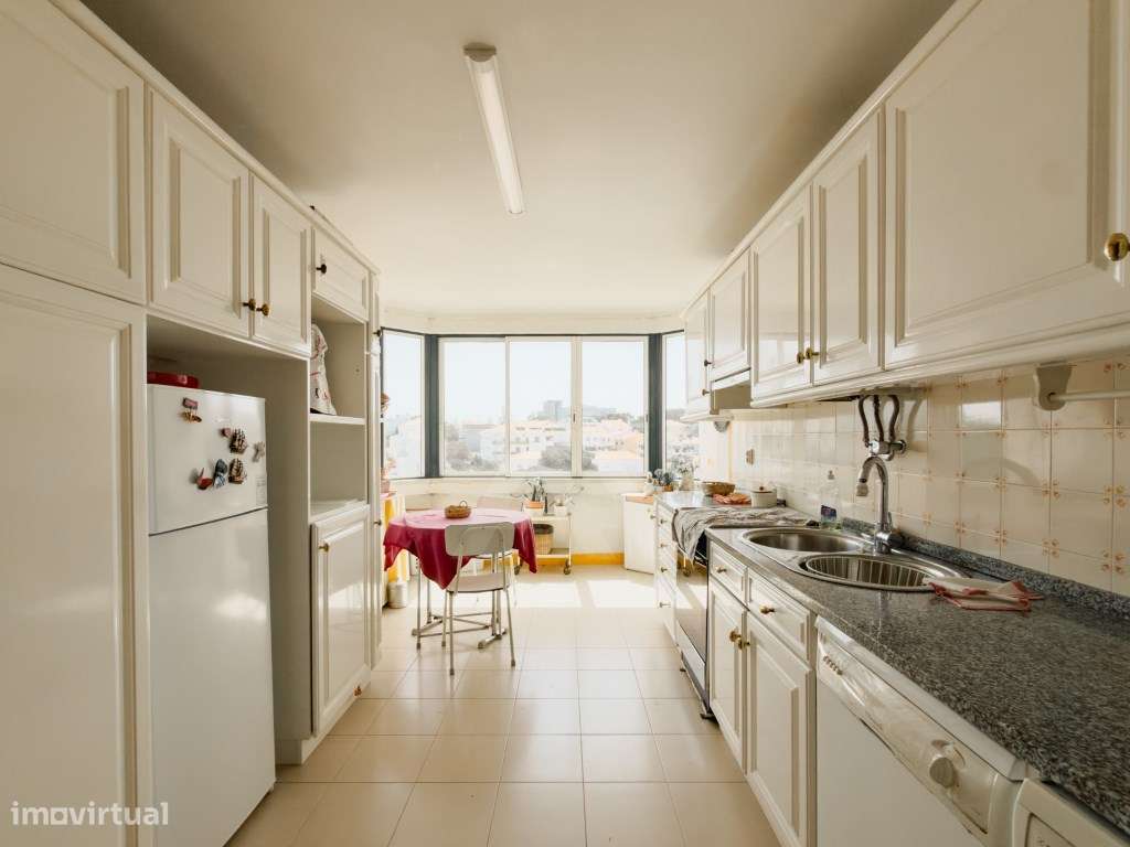 Apartamento T2 em Cascais com Vista para a Baía-8