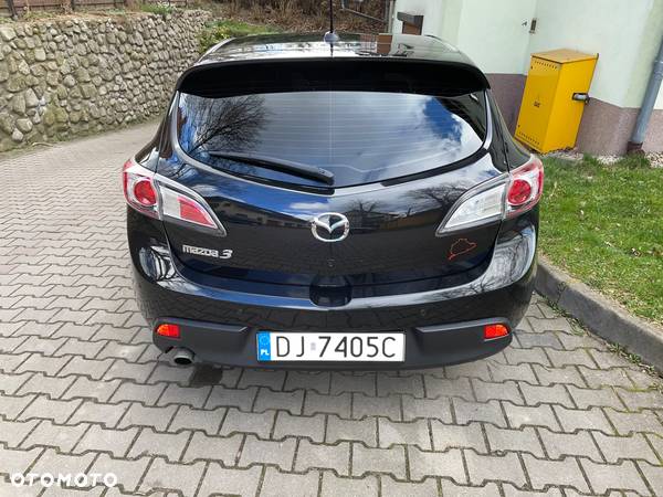 Mazda 3 1.6 Exclusive + - 6