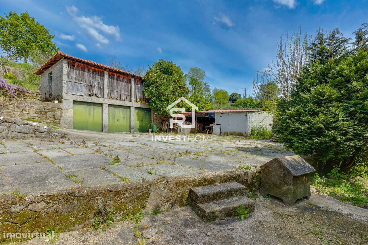 Quinta c/ 17.000m2 | 1 Moradia T4 | 6 Moradias em Ruína | Investidores - Grande imagem: 4/47