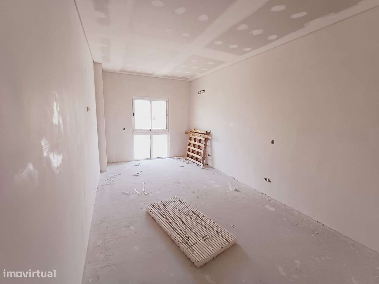 Apartamento T2 Novo de Luxo com garagem em Almancil-27