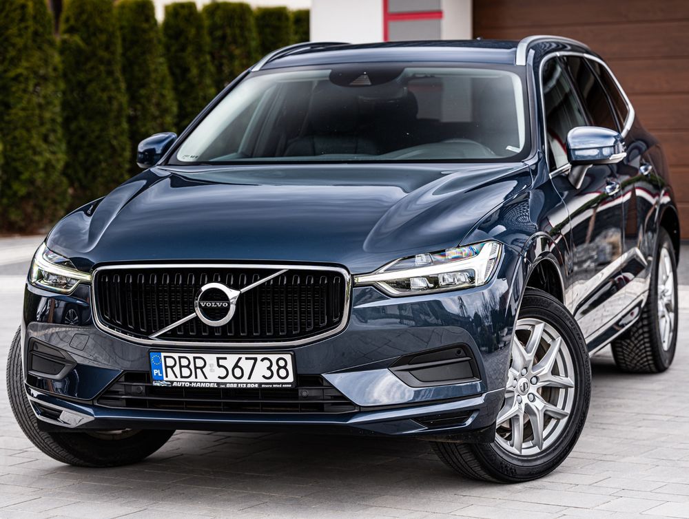 Volvo XC60 II D4 Geartronic Momentum Pro 2020