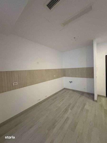 Inchiriez apartament 2 camere. Mai multe detalii la telefon - Imagine principală: 4/8