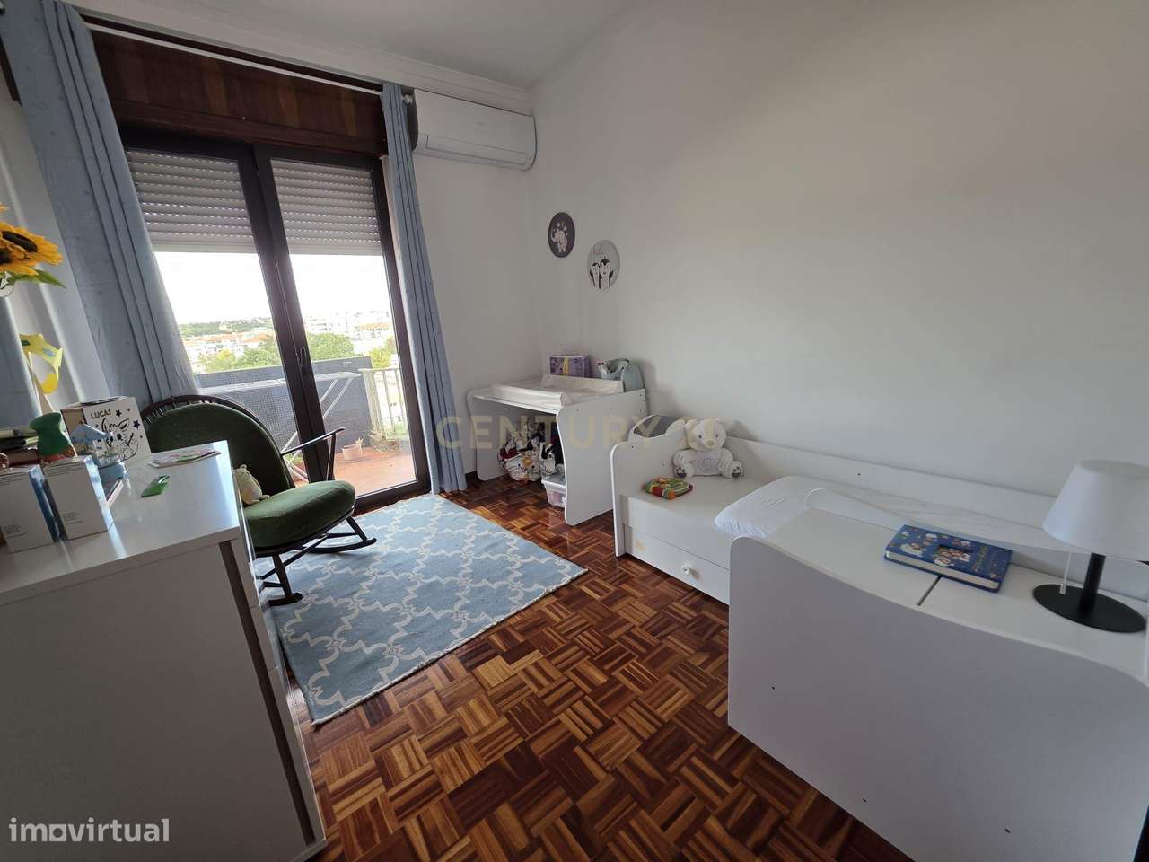 Apartamento T4 Remodelado no Centro de Tomar-10