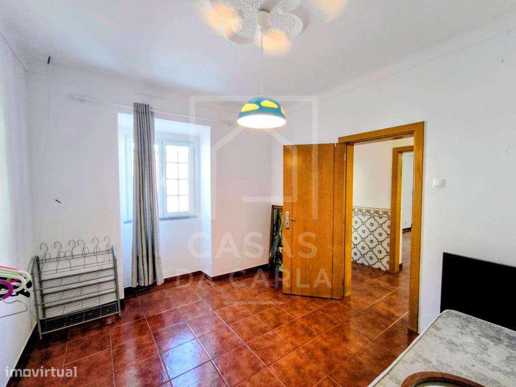 Moradia T3 com quintal em Cuba-9