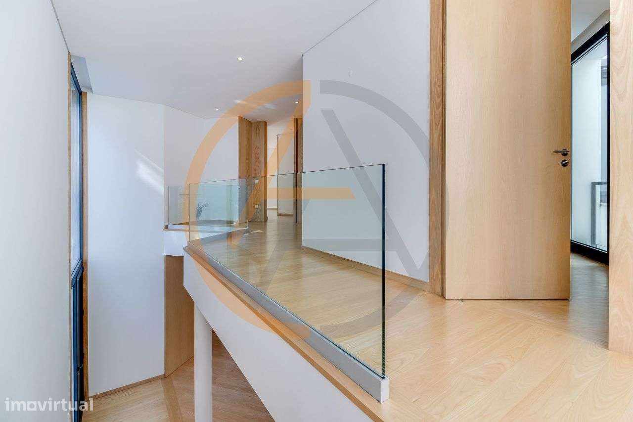 Moradia T4 Nova com Piscina | Foz do Douro-25