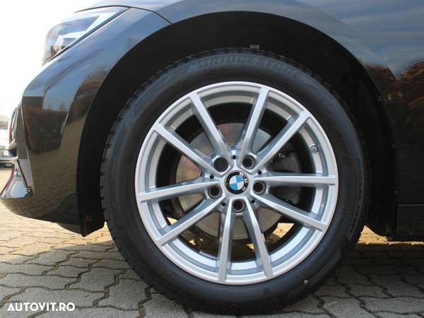 BMW Seria 3 - 15