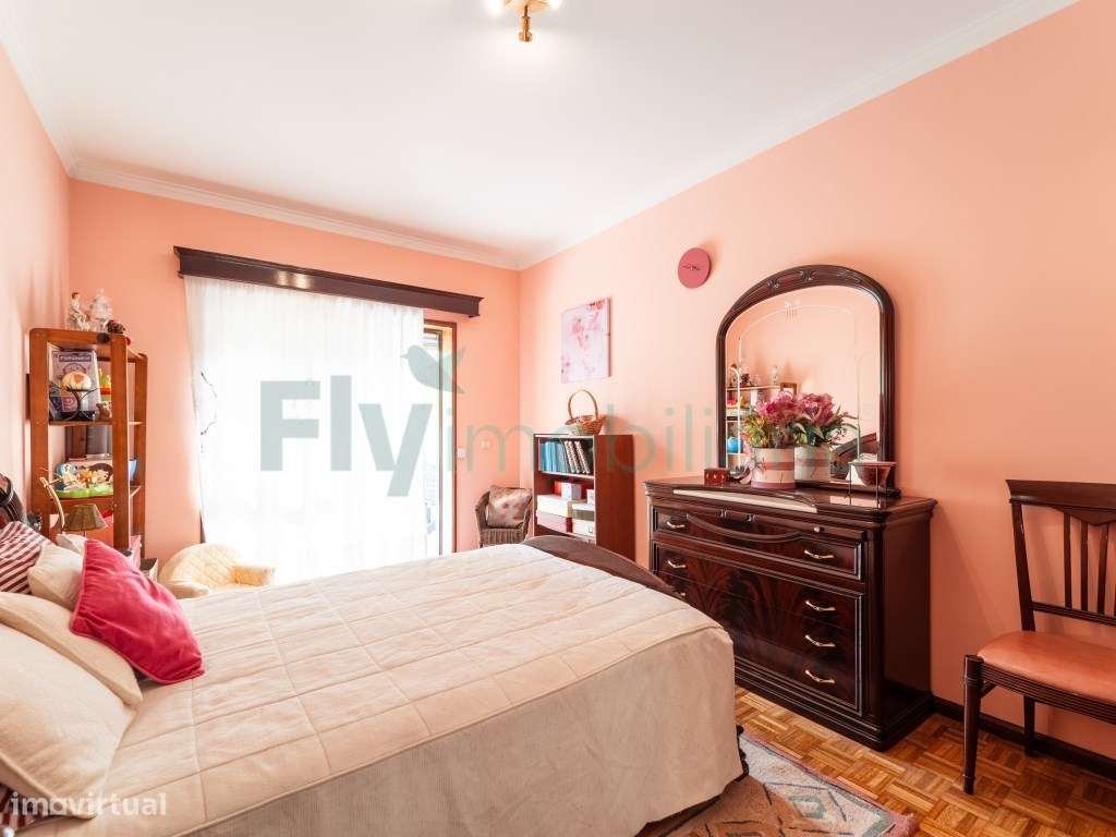 Apartamento T3 com Terraço de 80 m² e Garagem Fechada em Moreira de...-18