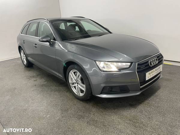 Audi A4 Avant 2.0 TDI quattro S tronic Design - 2