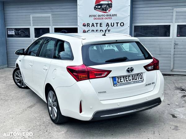 Toyota Auris 1.8 VVT-i Hybrid Automatik Executive - 2