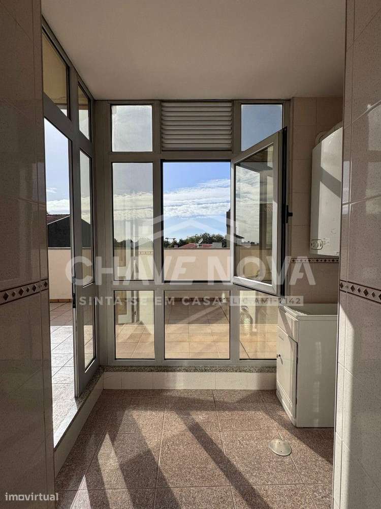 PS - Apartamento T2 58m2 de Terraço e Garagem Box- S. Felix da Marinha - Grande imagem: 4/23