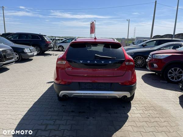 Volvo V40 CC T4 AWD Momentum - 3