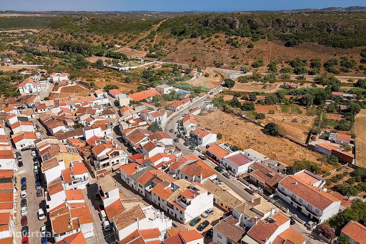 Moradia T2 para venda-22