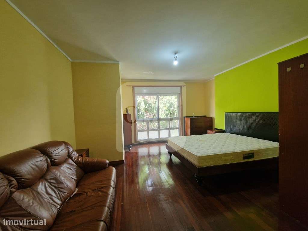 Quarto junto ao Centro de Saúde de Mateus em Vila Real - Grande imagem: 2/8