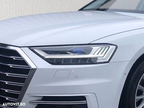 Audi A8 - 6