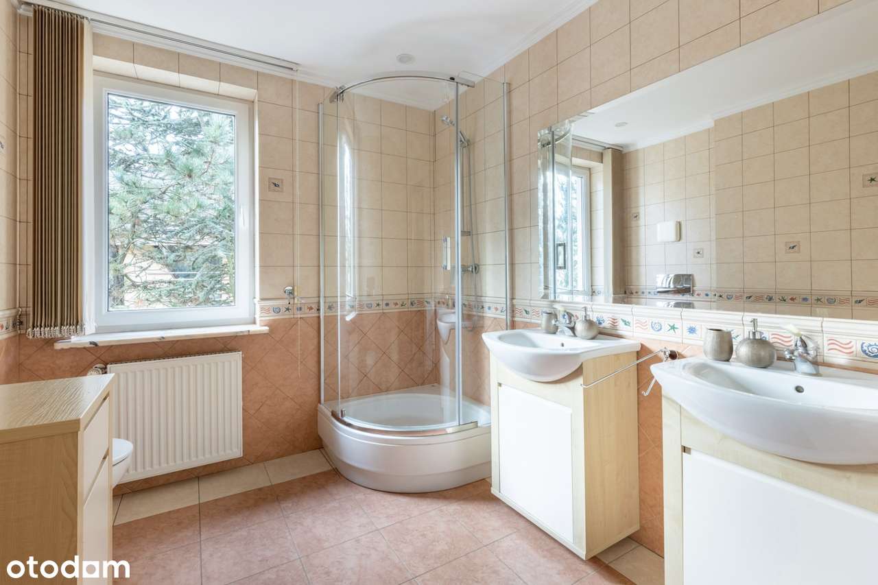 Wyjątkowy dom na sprzedaż – Chyby, ul. Cisowa (zamknięte os. Zielone)-13