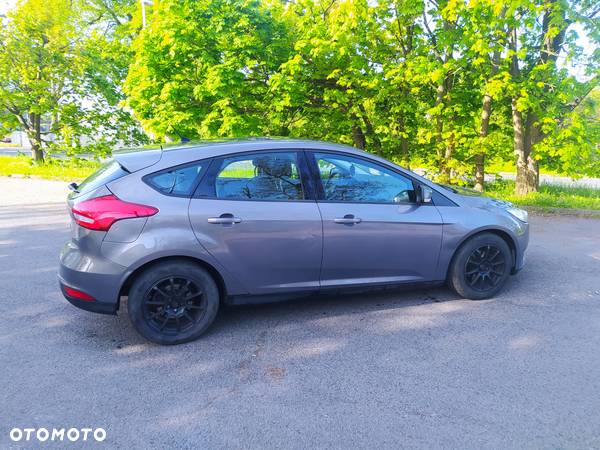 Ford Focus 1.0 EcoBoost Trend ASS - 6