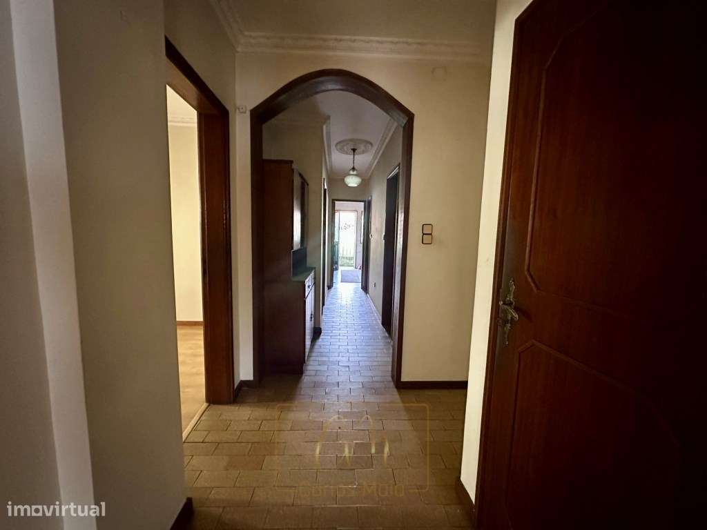 Moradia T4 c/Garagem junto ao rio-15