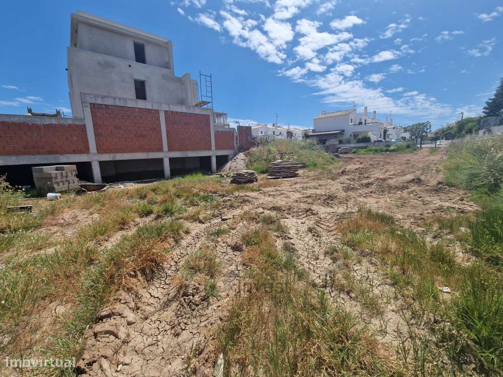 Lote Urbano para Moradia T4, junto ao Verdelago Resort, com PIP aprova-8
