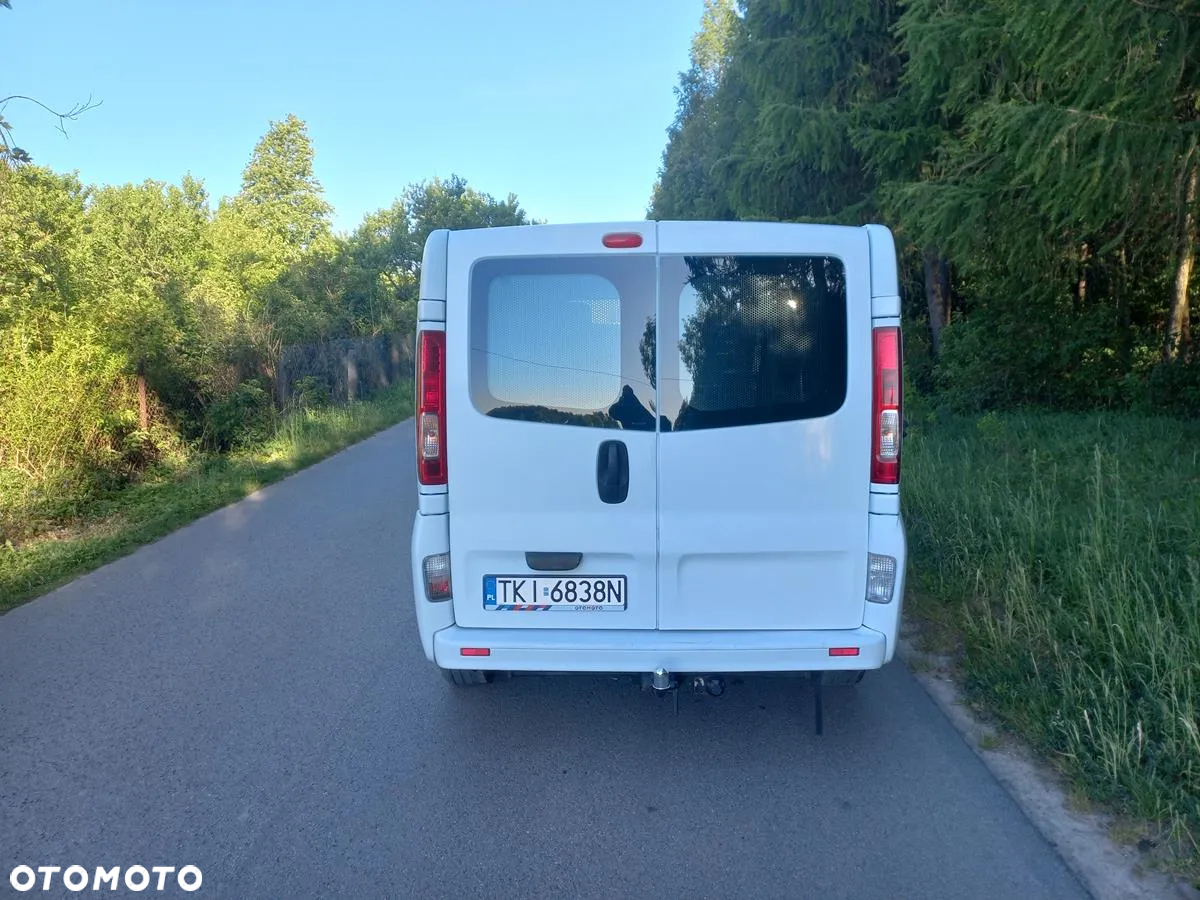 Opel Vivaro - 9